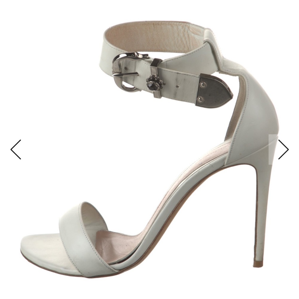 Alexander McQueen White Leather Heels silver buckle 38.5 with dustbag